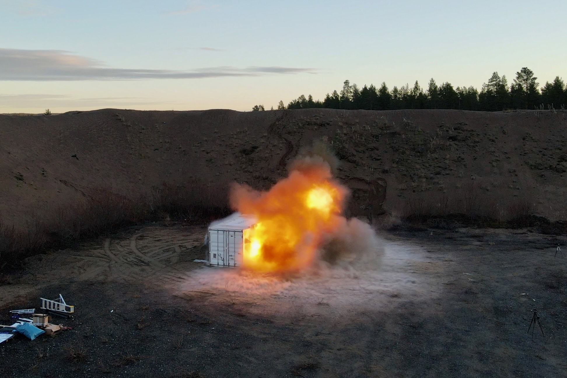 Armeport explosion 2