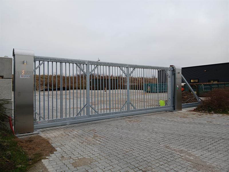 b230b973d09e5ec4 800x800ar