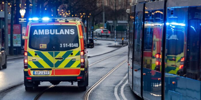 mammela ambulance 8277351