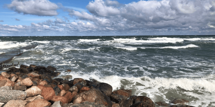 Gotland, Åland och Bornholm befinner sig i centrum för Östersjöns snabbt förändrade säkerhetspolitiska landskap. En ny studie