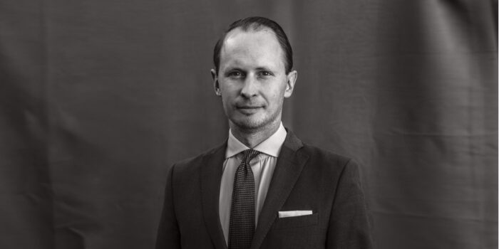 Eric Langenskiöld, Prisbeslönt AI-expert, Författare av “How to Avoid AI Disasters” och Grundare av Sentaro