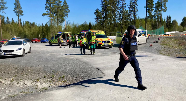 Hanteringen av samhällsstörningar blir bara effektiv om polis, sjukvård, räddningstjänst och andra har kommit överens i förväg om hur de ska arbeta. I Jämtlands län görs detta främst i Regionala rådet för krisberedskap, skydd mot olyckor och totalförsvar. Foto: Länsstyrelsen Jämtlands län