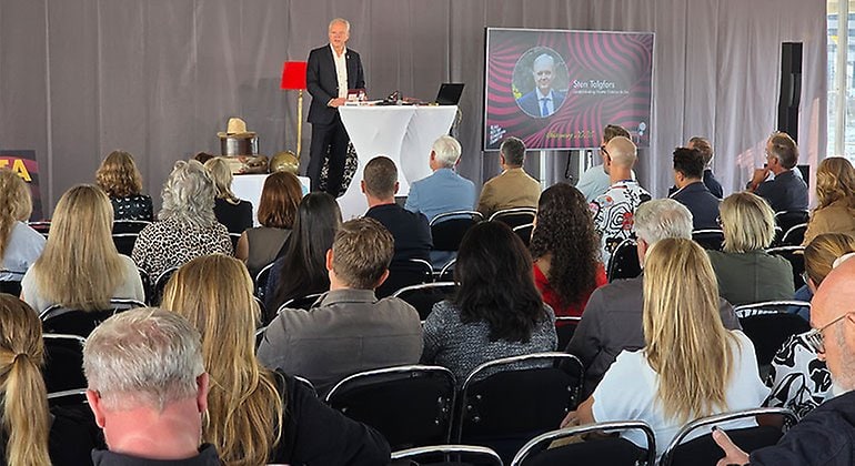 Landshövding Sten Tolgfors talade vid invigningen av Frihamnsdagarna. Foto: Anders Rudäng
