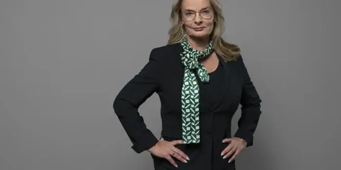 Gymnasie-, högskole- och forskningsminister Lotta Edholm